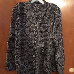 Apt 9 black snake skin print blouse